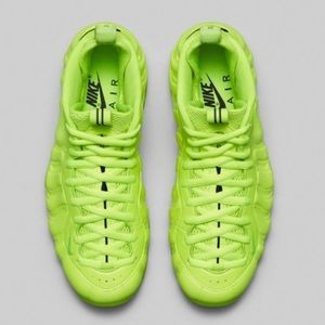 Nike Air Foamposite Volt Neon BrandNew Mens Size 9.5